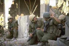 1982 - Soldados israelenses em Beirute 1982 - Soldados israelenses em Beirute