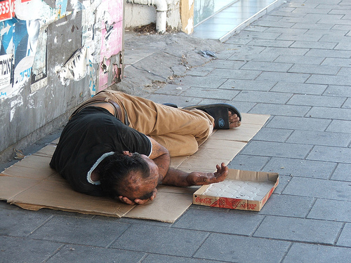 morador de rua em Tel Aviv